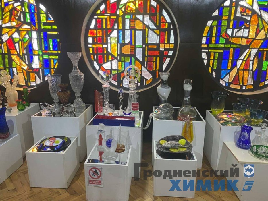 Наполнена земля белорусская светом стекла музыки и истории_2.jpeg